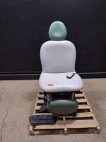 MIDMARK 630 POWER EXAM CHAIR