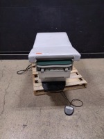 MIDMARK 622 POWER EXAM TABLE
