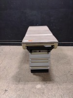 MIDMARK 404 EXAM TABLE