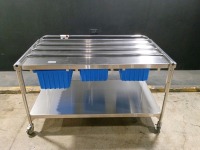SS TABLE