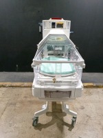 GE GIRAFFE OMNIBED INFANT INCUBATOR