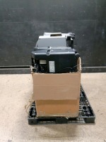 LOT OF OXYGEN CONCENTRATORS