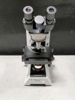 OLYMPUS CH30 LAB MICROSCOPE WITH 4 OBJECTIVES