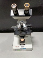 SEILER MICROLUX II LAB MICROSCOPE WITH 4 OBJECTIVES