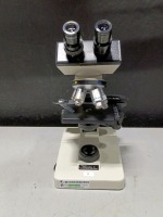 SEILER MICROLUX II LAB MICROSCOPE WITH 4 OBJECTIVES