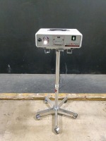 LUXTEC SERIES 9000 LIGHT SOURCE
