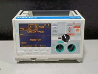 ZOLL M-SERIES DEFIB WITH PACING, 12 LEAD ECG, SPO2, CO2, ANALYZE