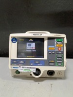 MEDTRONIC/PHYSIO-CONTROL LIFEPAK 20 DEFIB WITH PACING, 3 LEAD ECG, ANALYZE