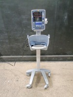 MINDRAY ACCUTORR V PATIENT MONITOR