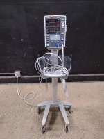 MINDRAY ACCUTORR V PATIENT MONITOR