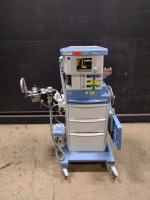 DRAGER FABIUS TRIO ANESTHESIA MACHINE WITH (3.37A SOFTWARE VERSION, VOLUME CONTROL, PRESSURE CONTROL, PRESSURE SUPPORT, MAN SPONT)