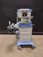 DRAGER FABIUS TRIO ANESTHESIA MACHINE WITH (3.37A SOFTWARE VERSION, VOLUME CONTROL, PRESSURE CONTROL, PRESSURE SUPPORT, MAN SPONT)