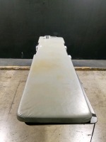 MORGAN MEDESIGN UD 400 PAIN MANAGEMENT TABLE