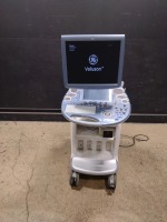 GE VOLUSON E8 EXPERT ULTRASOUND MACHINE (SERIAL# D11281) (DOM: 3/2010)
