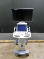 GE LOGIQ P7 ULTRASOUND MACHINE (SERIAL # 317581SU7) (DOM: 2/2016) (OPTIONS: POWERS ON BUT SOFTWARE DOESN'T LOAD) (UNKOWN SOFTWARE VERSION) (ID# 17)