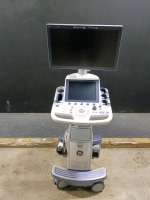 GE LOGIQ P7 ULTRASOUND MACHINE (SERIAL # 317580SU9) (DOM: 2/2016) (OPTIONS: UNKNOWN. SYSTEM WONT TURN ON. TRIED 2 DIFFERENT CABLES.) (UNKNOWN SOFTWARE VERSION) (ID# 84)