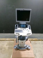 GE LOGIQ S7 PRO ULTRASOUND MACHINE (SERIAL # 500281SU1) (DOM: 12/2015) (OPTIONS: DICOM, SCAN ASSISTANT, LOGIQVIEW, ONBOARD REPORTING, 4D, BFLOW) (R2.0.4 SOFTWARE VERSION) (ID# 63)