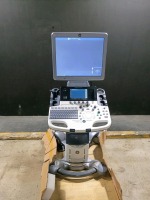 GE LOGIQ S7 EXPERT ULTRASOUND MACHINE (SERIAL# 500863SU1) (DOM: 10/2016) (OPTIONS: DICOM, SCAN ASSISTANT, LOGIQVIEW, ONBOARD REPORTING, AUTOIMT, 4D, BFLOW) (R2.0.4 SOFTWARE VERSION) (ID# 44)
