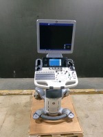 GE LOGIQ S7 EXPERT ULTRASOUND MACHINE (SERIAL # 500942SU1) (DOM: 3/2017) (OPTIONS: DICOM, SCAN ASSISTANT, LOGIQVIEW, ONBOARD REPORTING, AUTOIMT, BFLOW) (R2.0.4 SOFTWARE VERSION) (ID# 67)