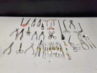 LOT OF VARIOUS INSTRUMENTS