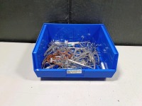 LOT OF VARIOUS INSTRUMENTS