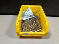 LOT OF VARIOUS INSTRUMENTS