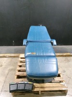 MIDMARK PODIATRY 417 POWER EXAM CHAIR