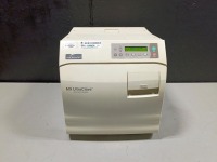 MIDMARK M9 ULTRACLAVE TABLETOP STERILIZER