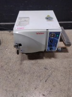 TUTTNAUER 2540 M TABLETOP STERILIZER