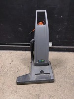 TENNANT V-WA-26 VACUUM