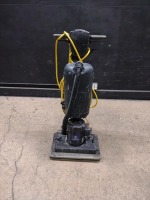 PACIFIC FM-20 ORB FLOOR MACHINE