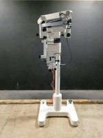 LEICA M655 SURGICAL MICROSCOPE TO INCLUDE SINGLE MOUNT BINOCULAR WITH EYEPIECES BOTH (10X/21B) NO BOTTOM LENSE ON STAND