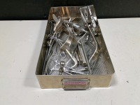 LOT OF VARIOUS INSTRUMENTS