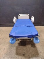 HILL-ROM AFFINITY 4 BIRTHING BED