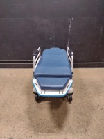 STRYKER 5050 STRETCHER CHAIR