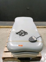 MIDMARK 622 POWER EXAM TABLE