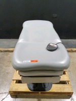 MIDMARK 622 POWER EXAM TABLE