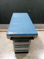MIDMARK 404 EXAM TABLE