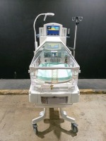 GE GIRAFFE OMNIBED INFANT INCUBATOR