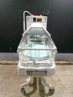 GE GIRAFFE OMNIBED INFANT INCUBATOR