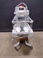 GE GIRAFFE OMNIBED INFANT INCUBATOR