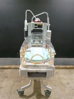 OHMEDA GIRAFFE INFANT INCUBATOR