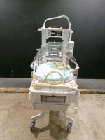 OHMEDA GIRAFFE INFANT INCUBATOR