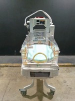 OHMEDA GIRAFFE INFANT INCUBATOR