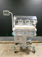 ATOM V-2200 INFANT INCUBATOR