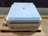 IEC CENTRA GP8 CENTRIFUGE