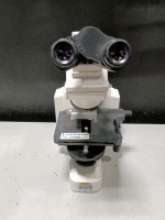 NIKON ECLIPSE E400 LAB MICROSCOPE