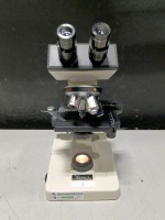 SEILER MICROLUX II LAB MICROSCOPE WITH 4 OBJECTIVES