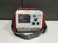 ZOLL M SERIES BIPHASIC DEFIB WITH PACING, 3 LEAD ECG, SPO2, NIBP, ANALYZE, BATTERY
