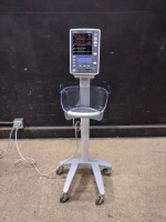 MINDRAY ACCUTORR V PATIENT MONITOR